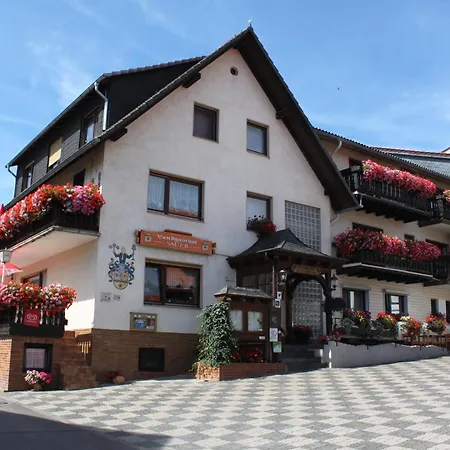 بيت ضيافة Landgasthof Sauer