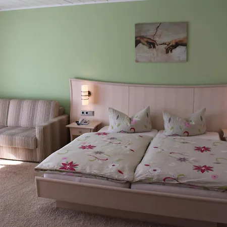 بيت ضيافة Landgasthof Sauer