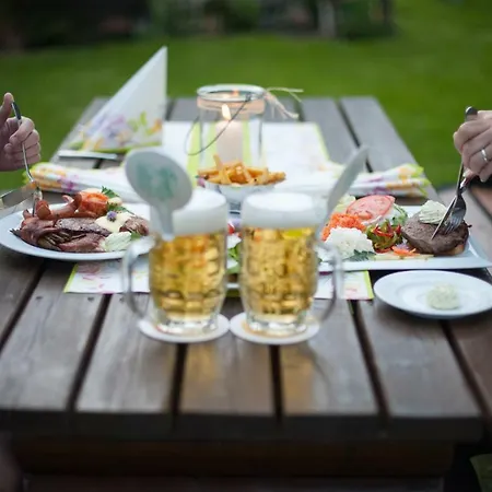 Landgasthof Sauer 3* فيلنغن