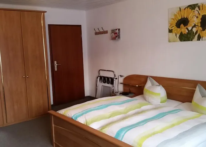 Vendégház Landgasthof Sauer 3*